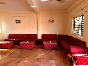 32-inch flat-screen TV with cable channels - Arika Farm House (Indore)