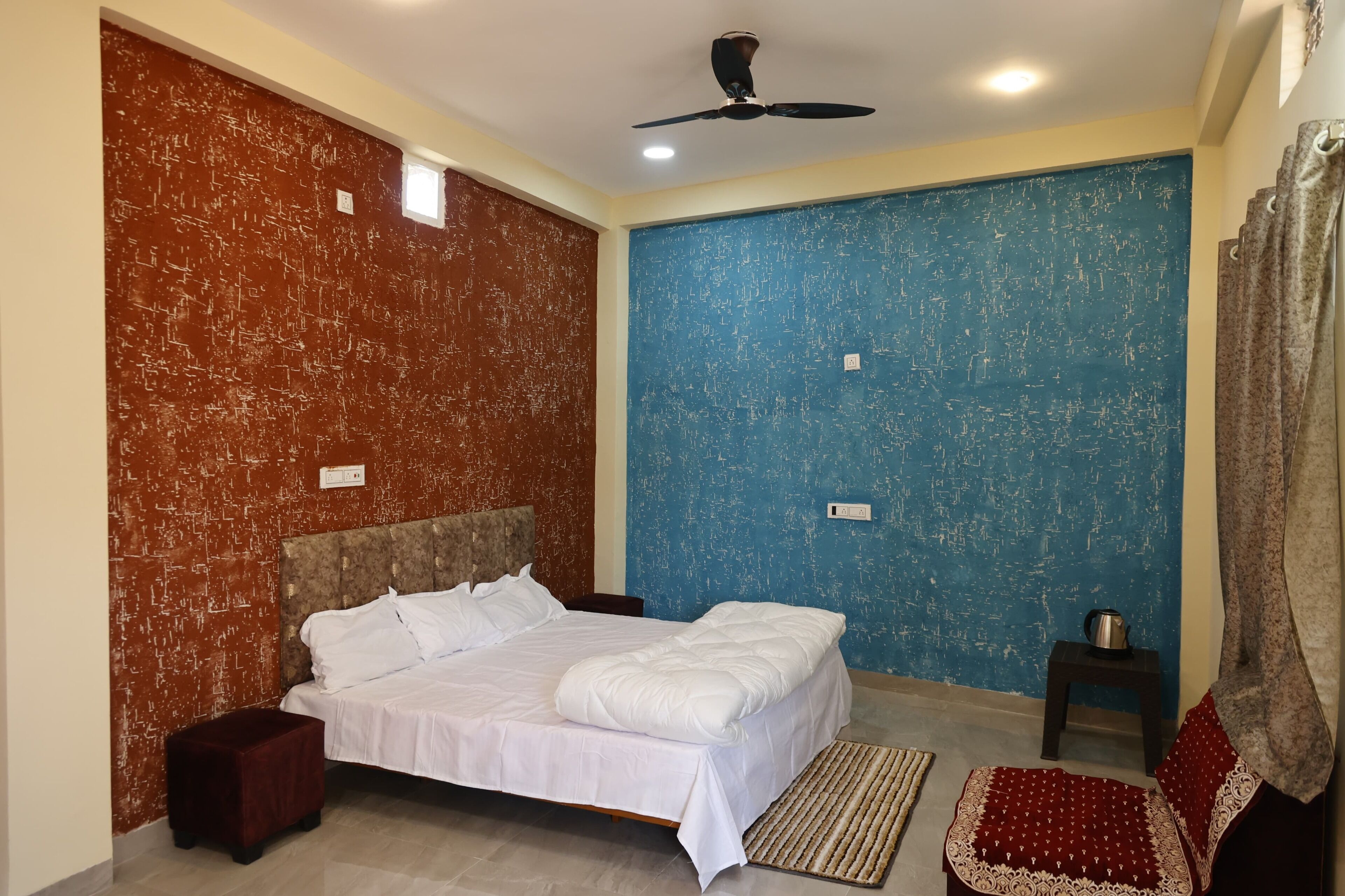 Villa | Rollaway beds, free WiFi, bed sheets