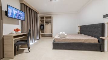 Superior Quadruple Room | Frette Italian sheets, premium bedding, minibar, in-room safe