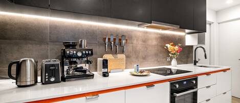 Fridge, microwave, oven, stovetop