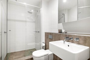 Towels - Modern Carlton Living Minutes to CBD (Carlton)