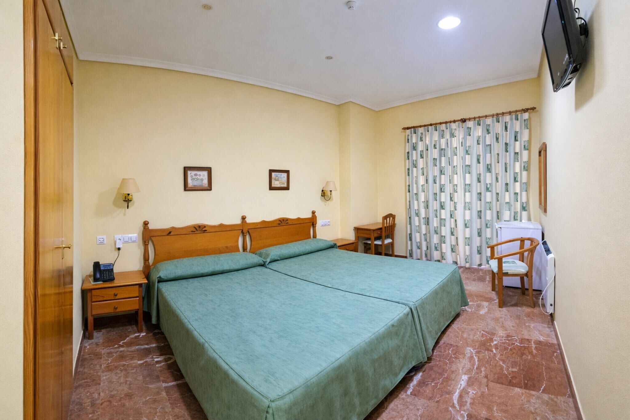 Desk, iron/ironing board, free WiFi