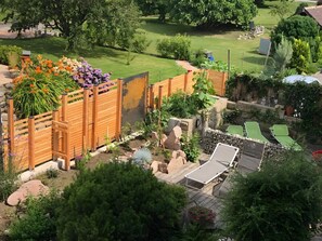 Property grounds - Apartment 'Schwarzwald-Lodge' with Balcony and Wi-Fi (Kappelrodeck)