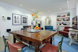 Apartment, 1 Bedroom | Dining room - Amazing Apartment by the Pantheon (Rome)