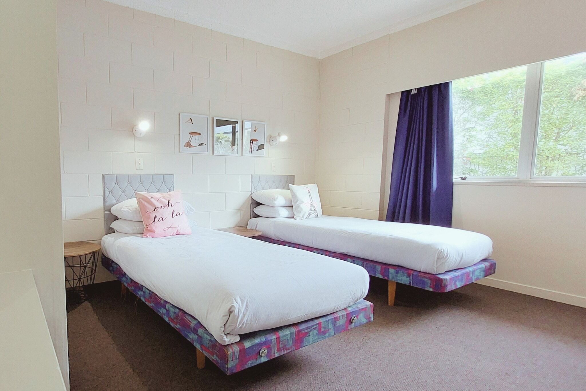 Internet, bed sheets