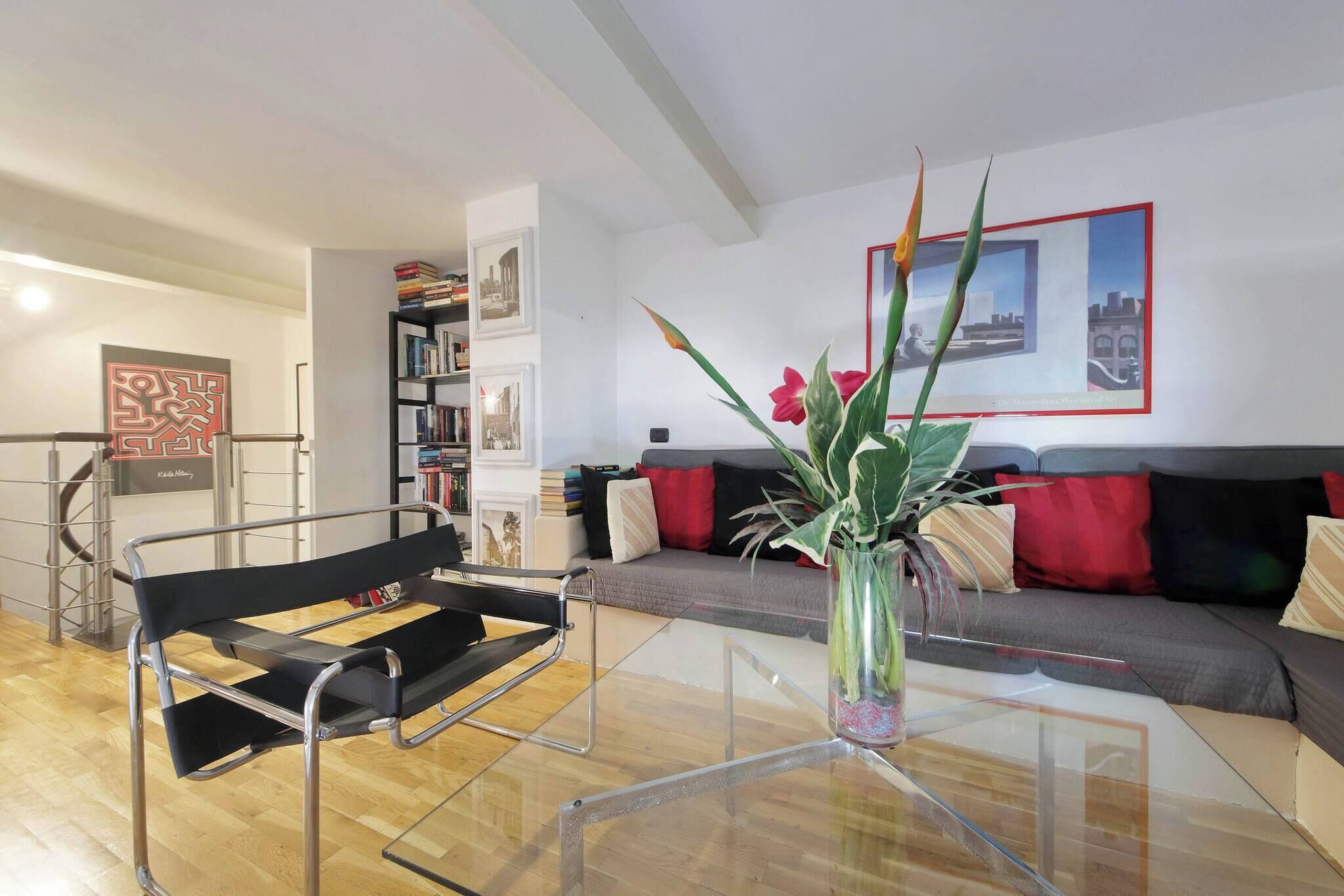 Apartment, 2 Schlafzimmer | Wohnzimmer | Bücher