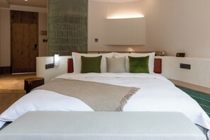 Elite-Suite, Gartenblick | Hochwertige Bettwaren, Daunenbettdecken, Schreibtisch