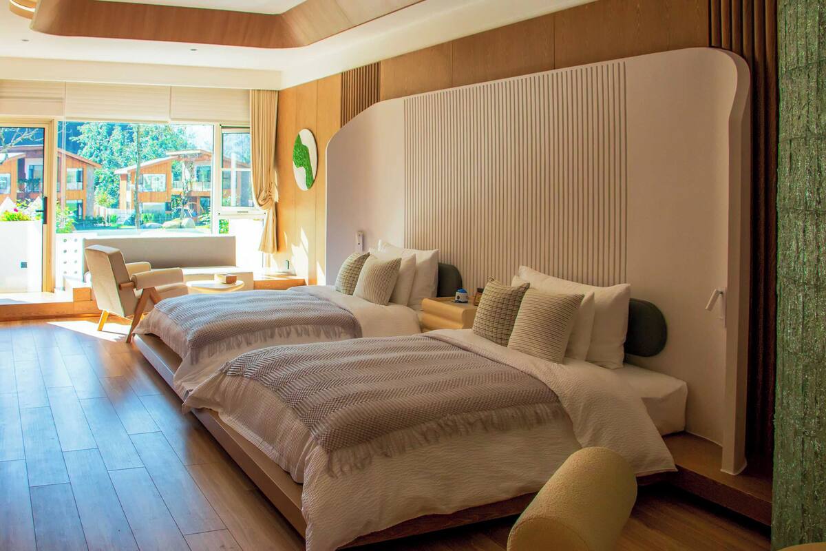 ห้องเอลีททวิน, วิวสวน | เครื่องนอนระดับพรีเมียม, ผ้านวมขนเป็ด, โต๊ะทำงาน