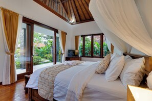 Villa, Patio, Garden View | In-room safe, free WiFi, bed sheets - Villa Baulinyuan - Jimbaran (Jimbaran)