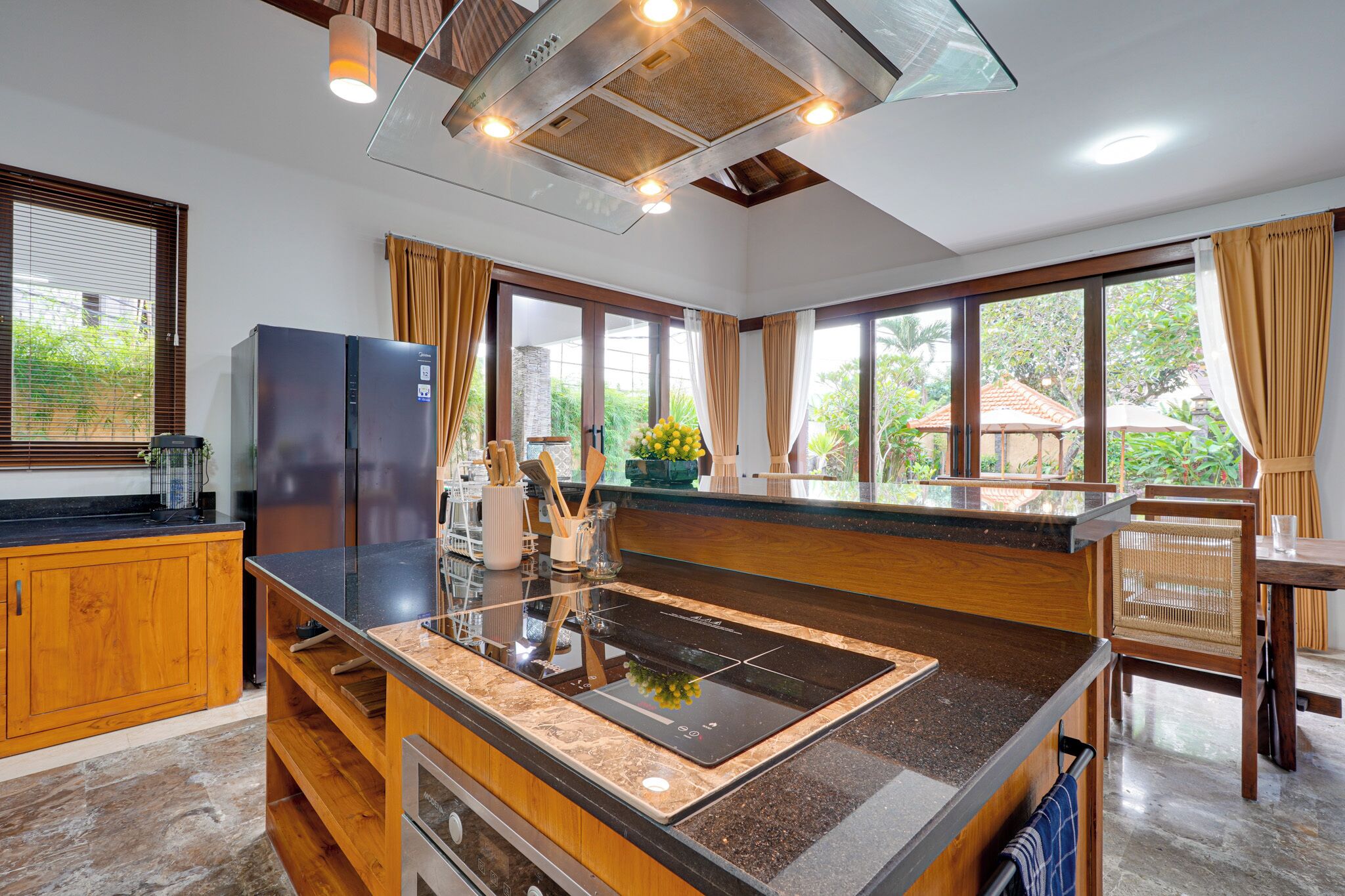 Villa, Patio, Garden View | Private kitchen | Electric kettle