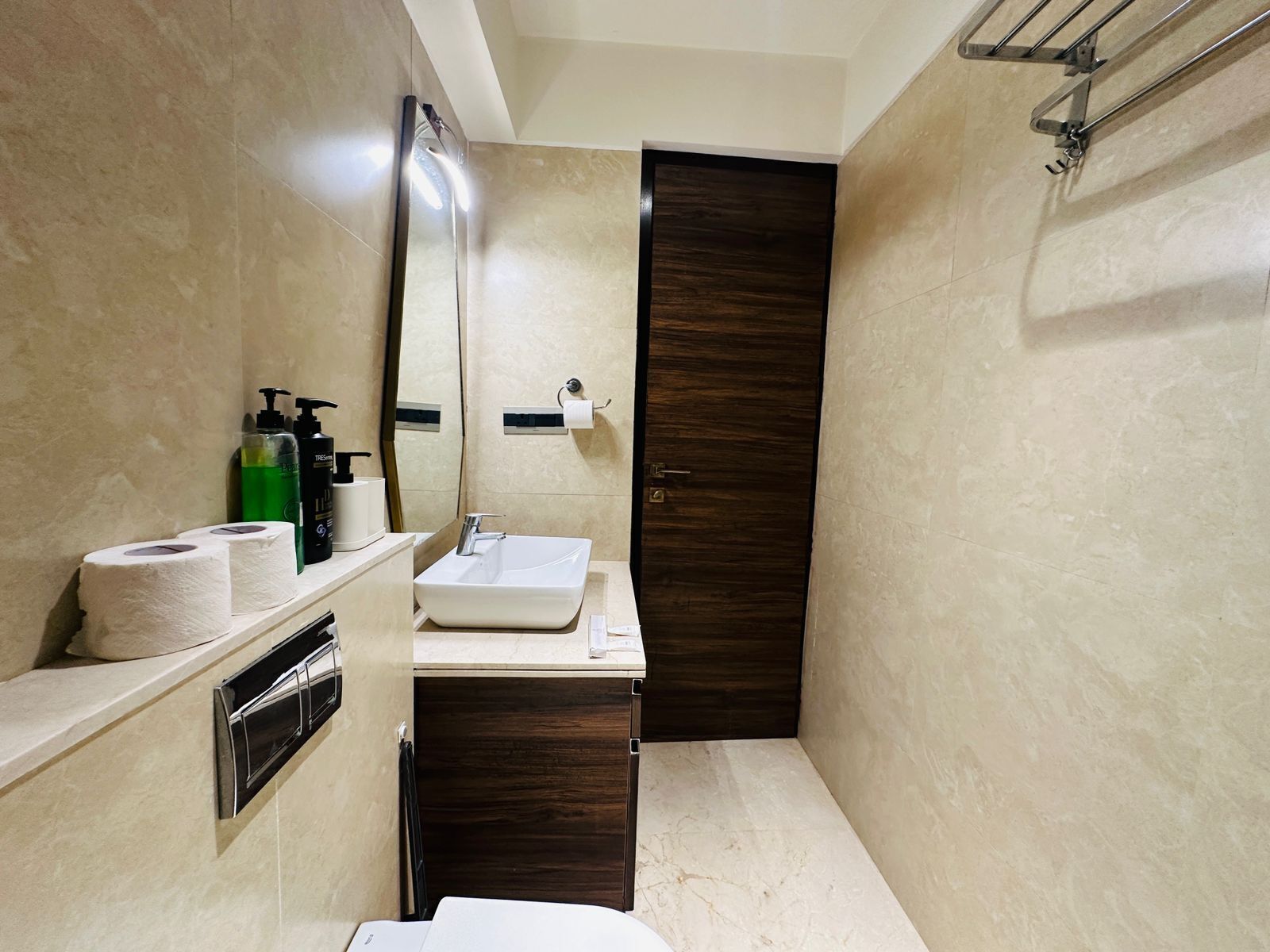 Shower, towels, soap, shampoo