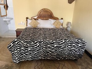 Iron/ironing board, free WiFi - Ushongo beach bandas (Pangani)