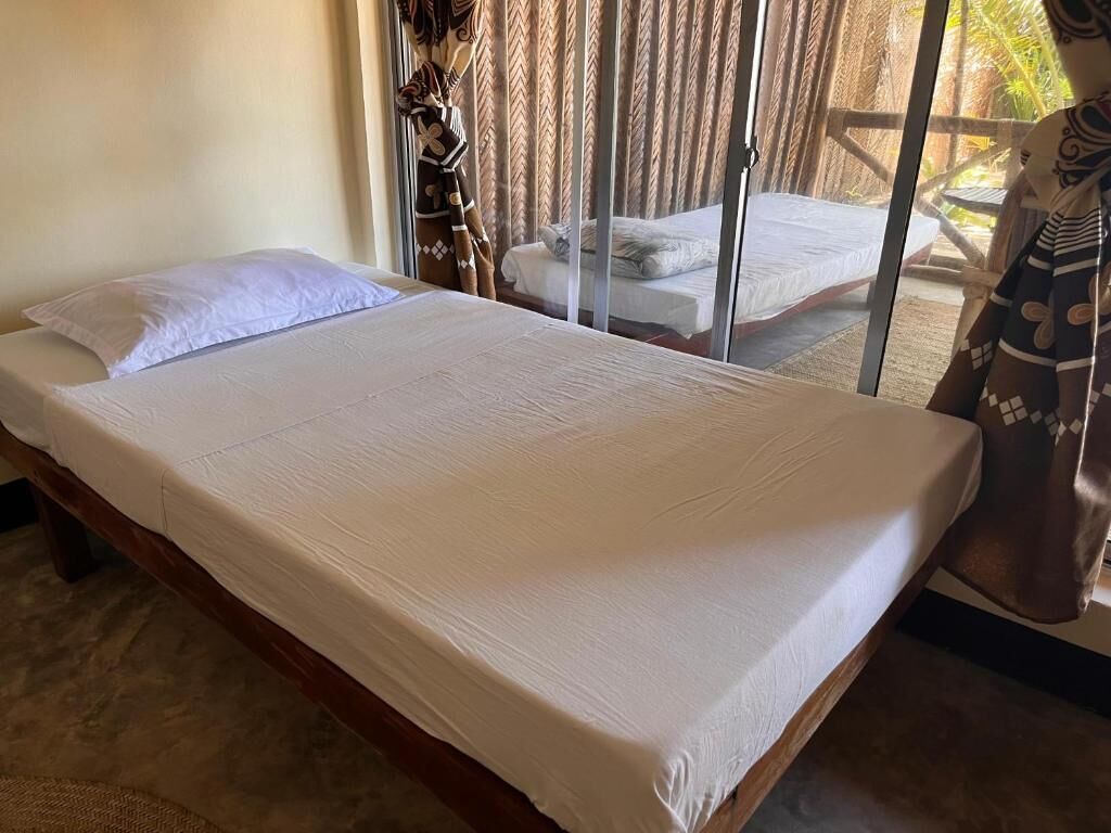 Bungalow, Sea View | Iron/ironing board, free WiFi