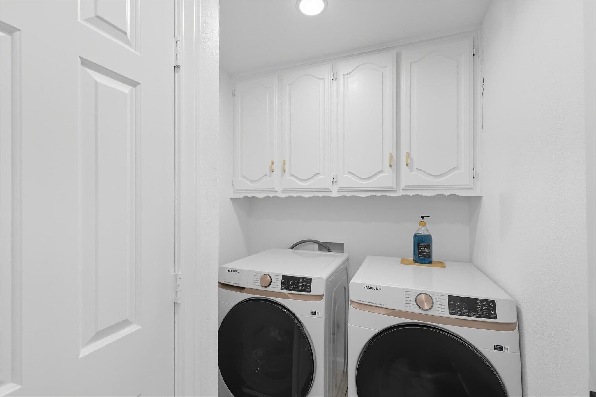 House (Multiple Bedrooms) | Interior