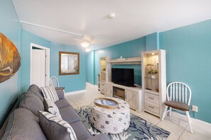 Interior - Ocean Jewels Club 104 - Beach Jewel (Daytona Beach)
