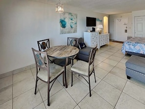 Interior - Ocean Jewels Club 363 (Daytona Beach)