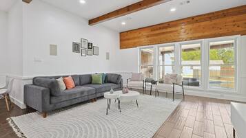 House (4 Bedrooms) | Bahagian dalam