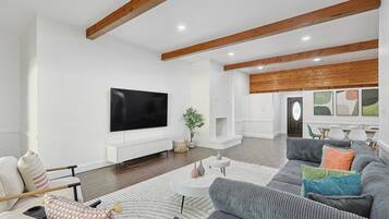 House (4 Bedrooms) | Bahagian dalam