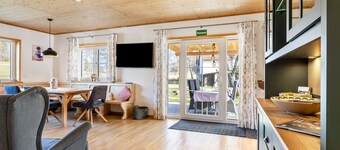 Eichenstein Holiday Home: Rustic Charm & Wood Stove High Above the Swabian Jura