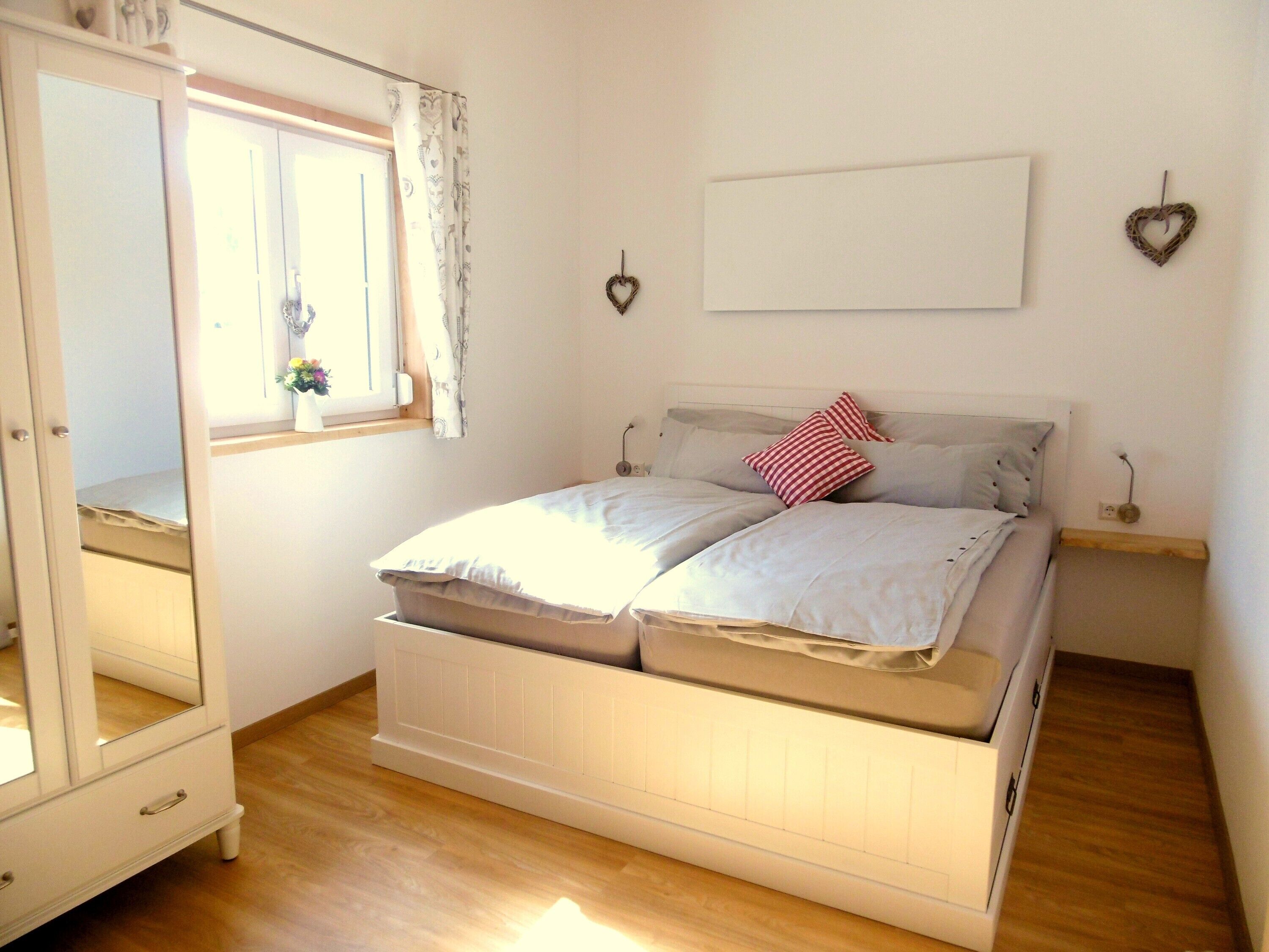 Strykejern/-brett, wi-fi og sengetøy