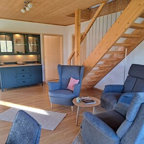 Interior - Eichenstein Holiday Home – Alpine Charm with Wood Stove, Panoramic Views on the Swabian Alb (Meßstetten)