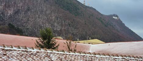 Habitación doble Confort, vista a la montaña | Vista a la montaña
