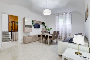 Smart TV - VIVILO COLLECTION - Brescia 56 Central Apartment (Close to Villa Borghese) (Roma)