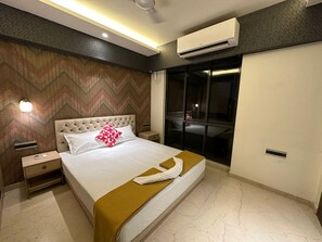 1 bedroom, free WiFi, bed sheets - 1BR Service Apartment C-1101 BKC By Florastays (Mumbai)