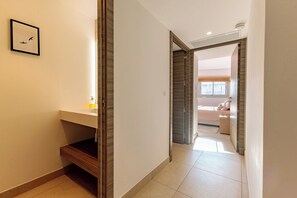 2 Schlafzimmer, Bügeleisen/Bügelbrett, Reisekinderbett, kostenloses WLAN