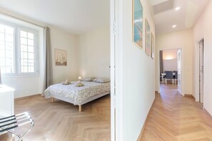 4 Schlafzimmer, Bügeleisen/Bügelbrett, Reisekinderbett, kostenloses WLAN
