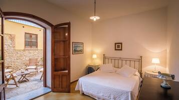 3 Schlafzimmer, Bügeleisen/Bügelbrett, Internetzugang, Bettwäsche