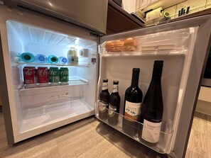 Estúdio, 1 quarto, acessível, para fumantes | Alimentação e bebidas