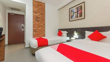 Habitación Deluxe con 2 camas individuales | Wifi gratis y ropa de cama