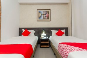 Deluxe Twin Room | Free WiFi, bed sheets - Capital O 91277 Nur Villa Hotel (Malacca City)