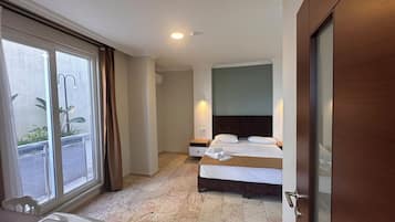 Leilighet – comfort, 1 soverom, kjøkken, 1. etasje | Skrivebord, blendingsgardiner, lydisolert og wi-fi (inkludert)