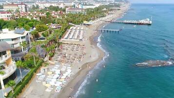 Playa privada y bar en la playa