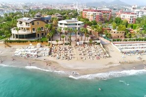 Plage privée à proximité, navette gratuite vers la plage