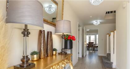 Spacious 4 Bedroom House with Home Office