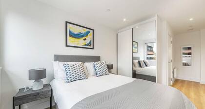 Fantastic Contemporary Studio in East Grinstead