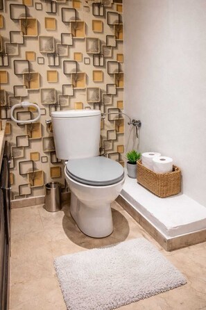 Handtücher, Toilettenpapier