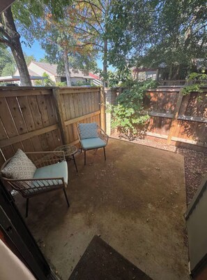 Terrace/patio - Private 1-bedroom cottage. Quiet, gated condo in walkable neighborhood (Austin)