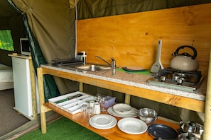 Fridge, microwave, stovetop, cookware/dishes/utensils