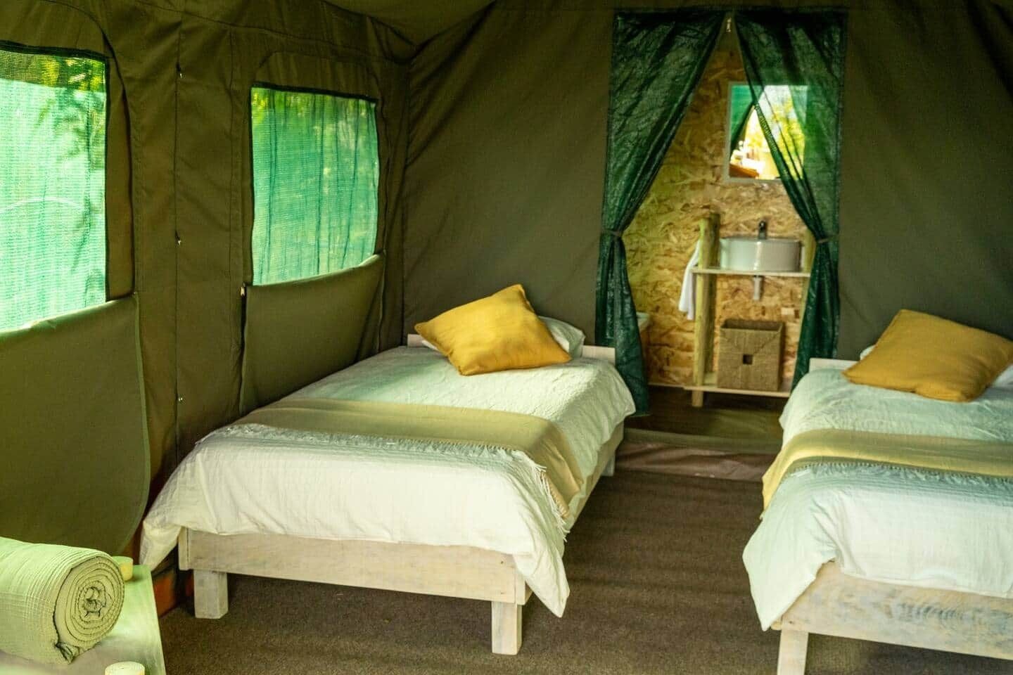 1 habitación, wifi y ropa de cama 