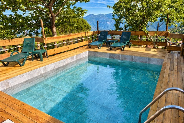 Adult pool
