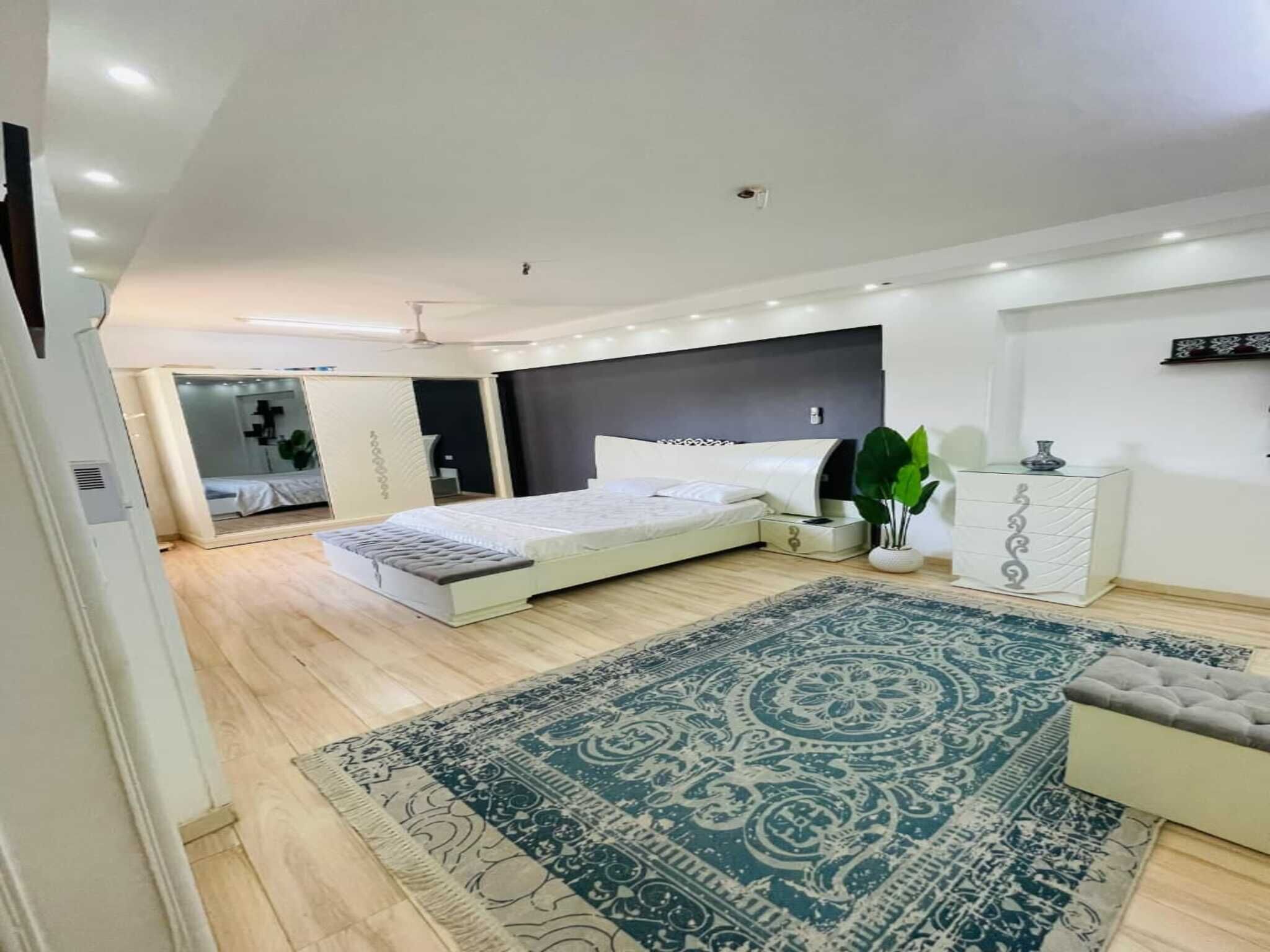 Bügeleisen/Bügelbrett, WLAN, Bettwäsche