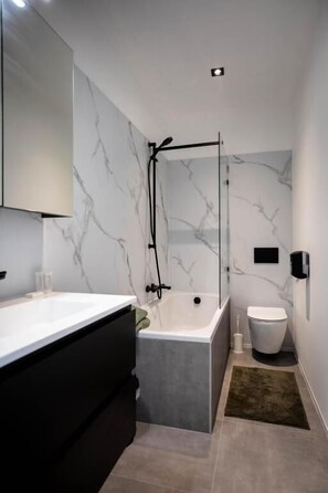 Bathroom - City Housing Genk (Genk)