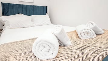 Fer et planche Ă repasser, Wi-Fi, draps fournis