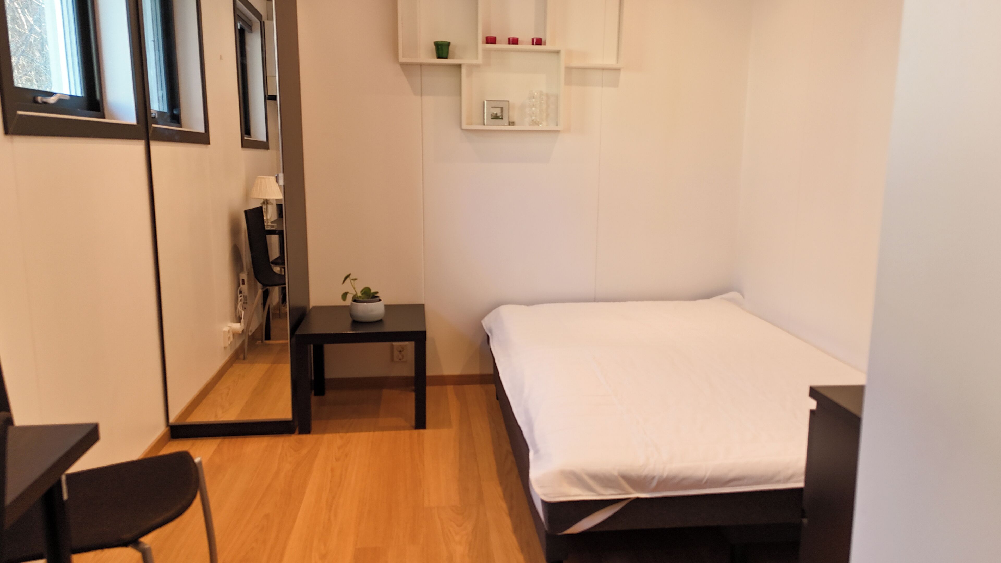 Bügeleisen/Bügelbrett, WLAN, Bettwäsche