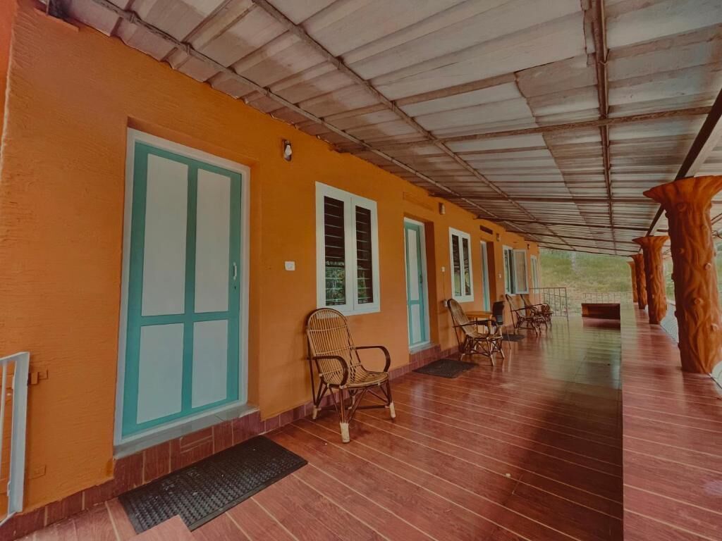 Familienzimmer, Balkon, Gartenblick | Terrasse/Patio