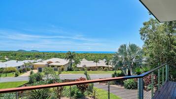 House | 4 bedrooms, Internet